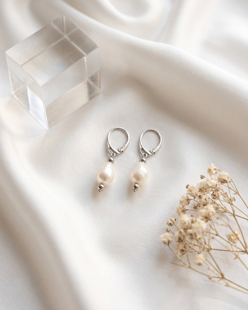 Freshwater Pearl Earrings